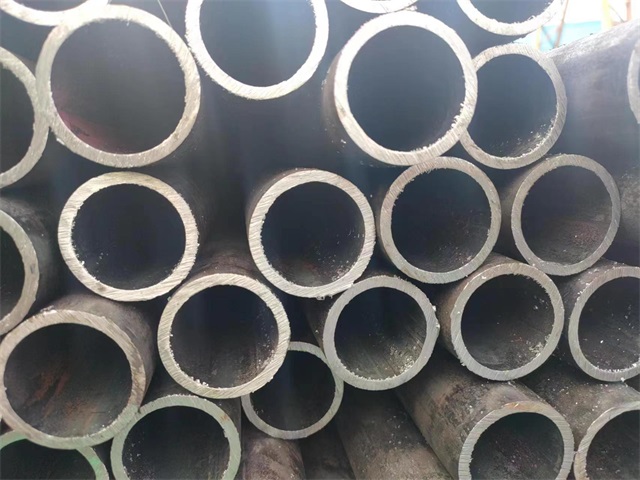 柳州10#结构用无缝钢管